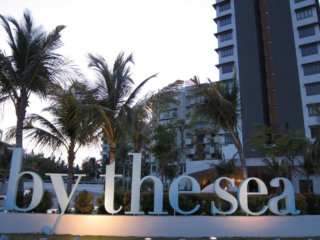 By The Sea Suites - Managed By Sdb Host Batu Ferringhi Eksteriør bilde