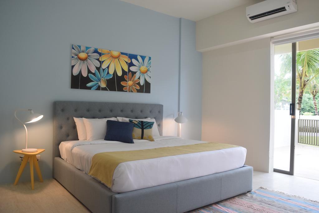 By The Sea Suites - Managed By Sdb Host Batu Ferringhi Eksteriør bilde
