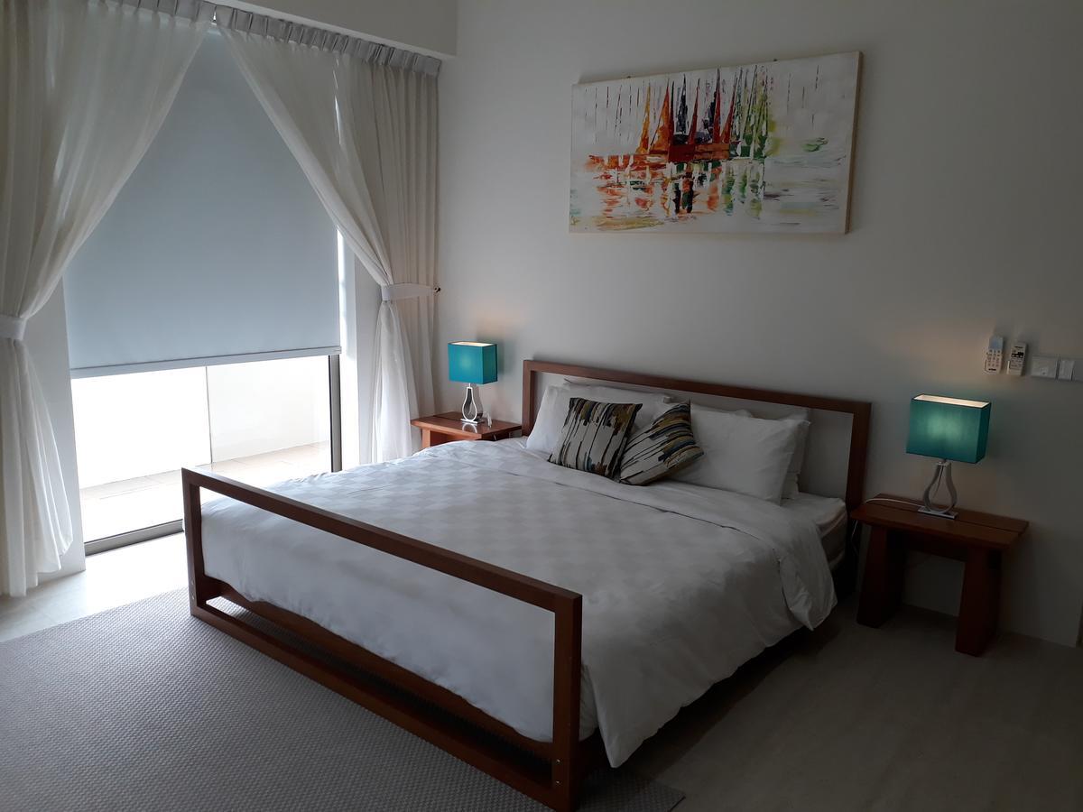 By The Sea Suites - Managed By Sdb Host Batu Ferringhi Eksteriør bilde