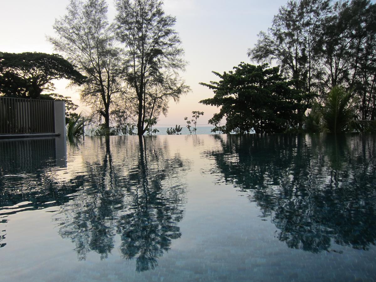 By The Sea Suites - Managed By Sdb Host Batu Ferringhi Eksteriør bilde