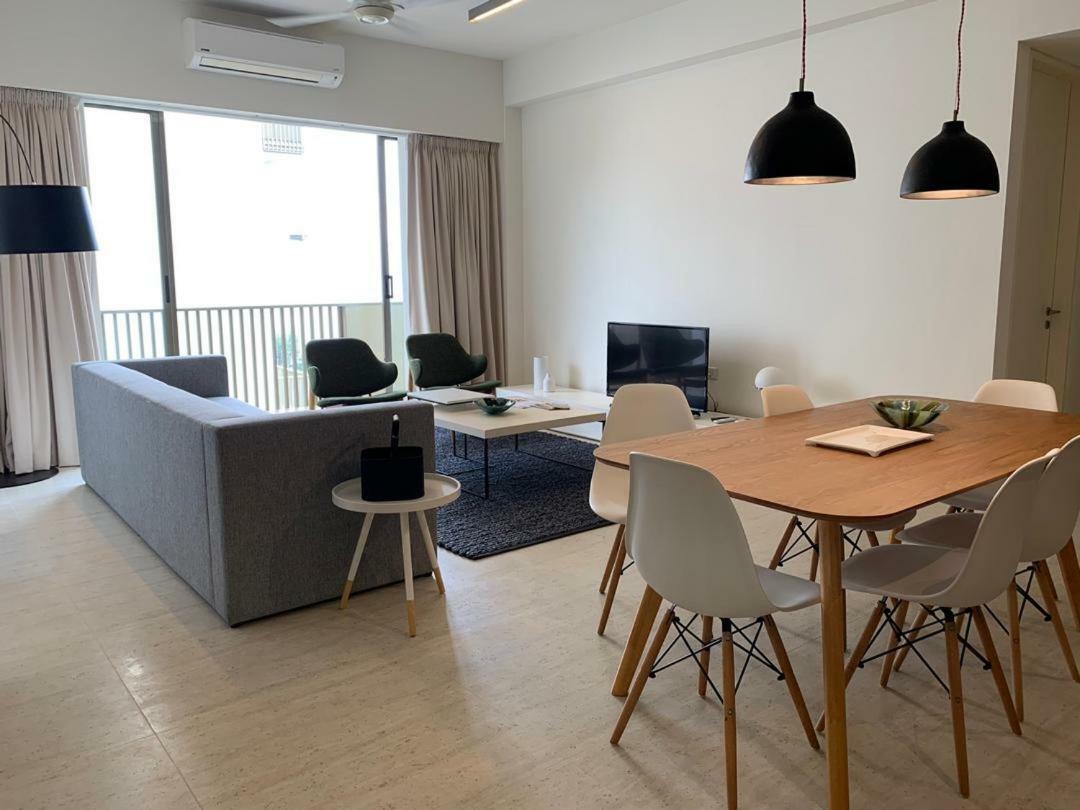 By The Sea Suites - Managed By Sdb Host Batu Ferringhi Eksteriør bilde