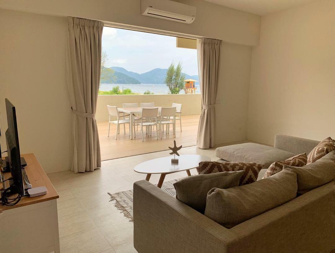 By The Sea Suites - Managed By Sdb Host Batu Ferringhi Eksteriør bilde