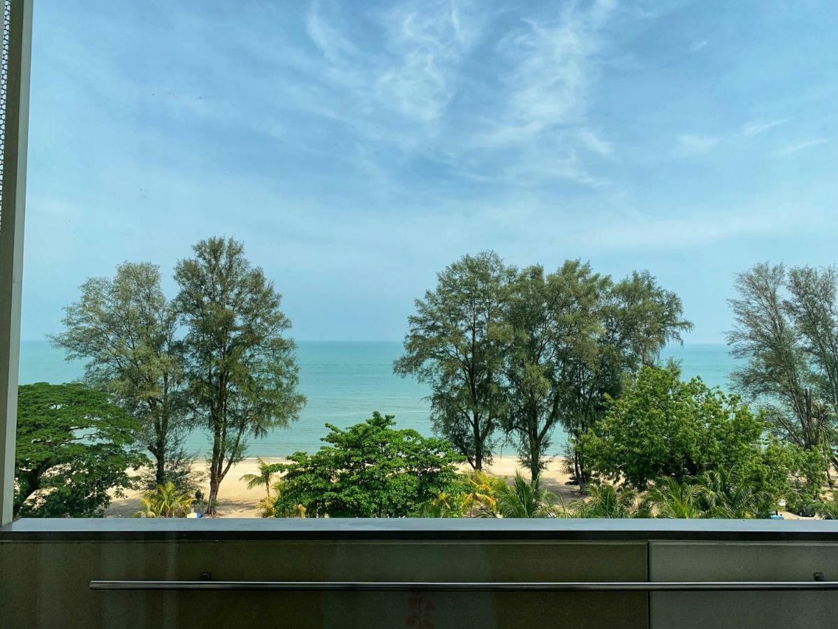 By The Sea Suites - Managed By Sdb Host Batu Ferringhi Eksteriør bilde